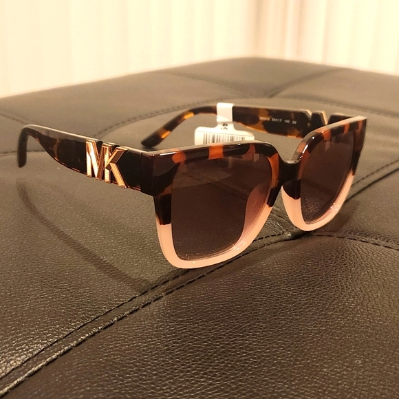 Michael Kors Model MK2170U Karlie frame Tortoise lens Brown Pink Wmn's NO CASE - Picture 1 of 8